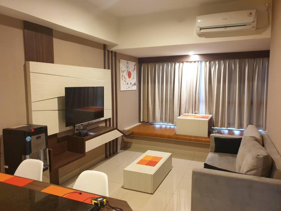 Cozy Room In Orange County Suite-Apartment In Lippo-Cikarang Cbd Exteriér fotografie