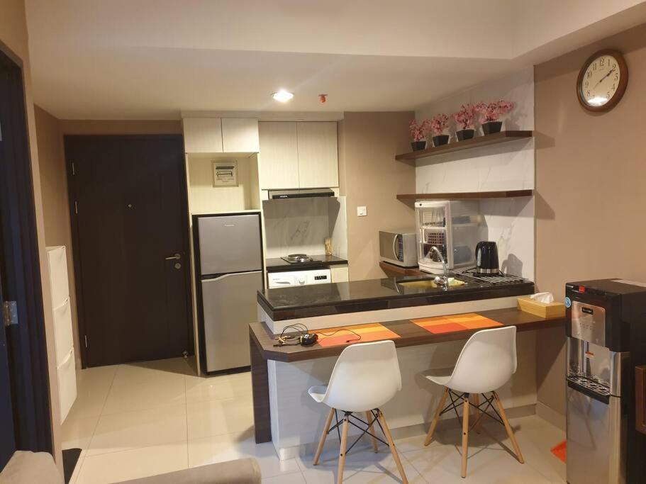 Cozy Room In Orange County Suite-Apartment In Lippo-Cikarang Cbd Exteriér fotografie